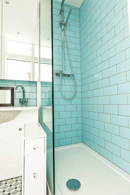 Central 1 Bedroom Apartment *Zone 1* Elephant And Castle Londra Exterior foto
